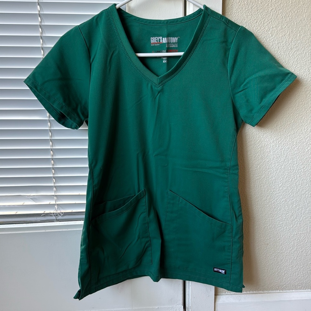 Greys anatomy forest green scrub top